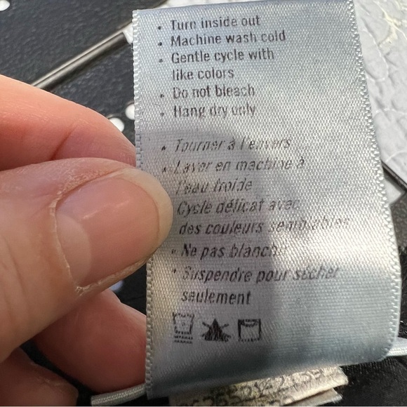 Paige Jeans Verdugo Ankle Zipper Black Shadow, Size 24 - Picture 13 of 13